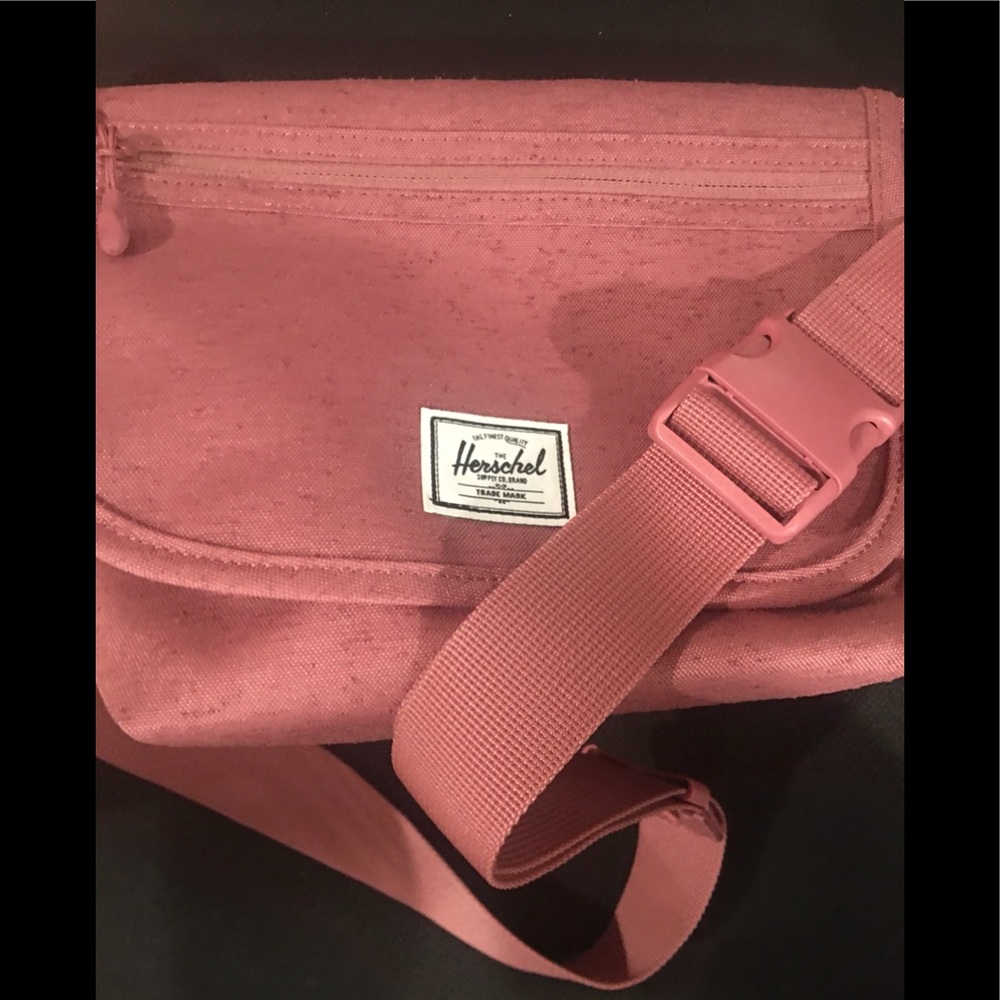 Herschel Crossbody Bag